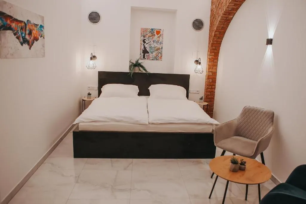 Zizkoff Apartments Praga Czechy